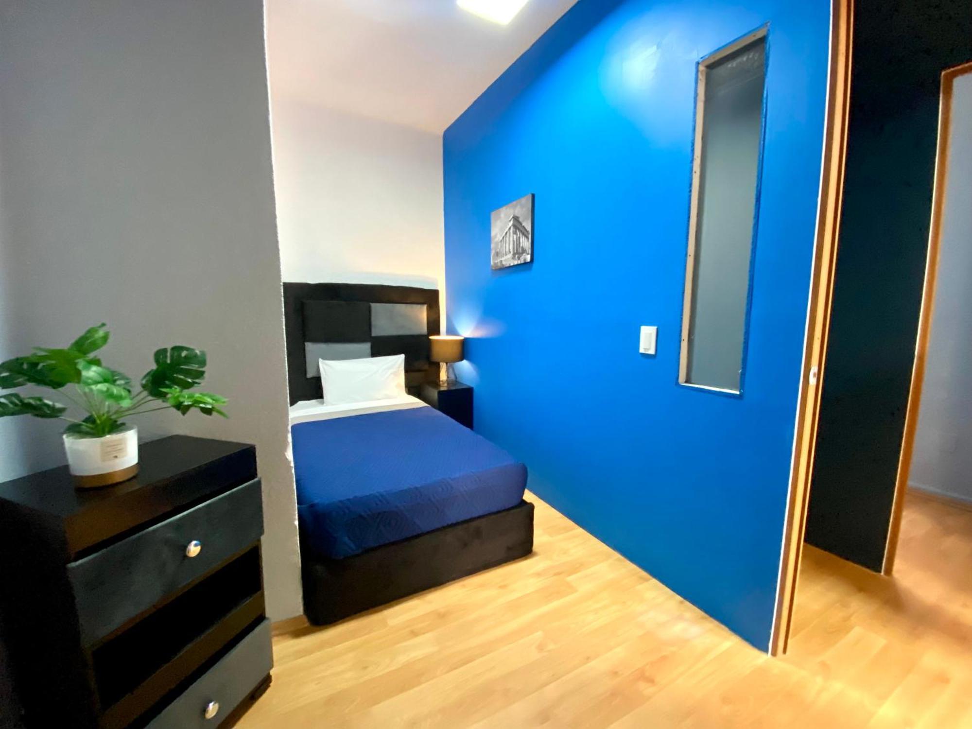Roomies Hostel - World Trade Center مدينة مكسيكو المظهر الخارجي الصورة