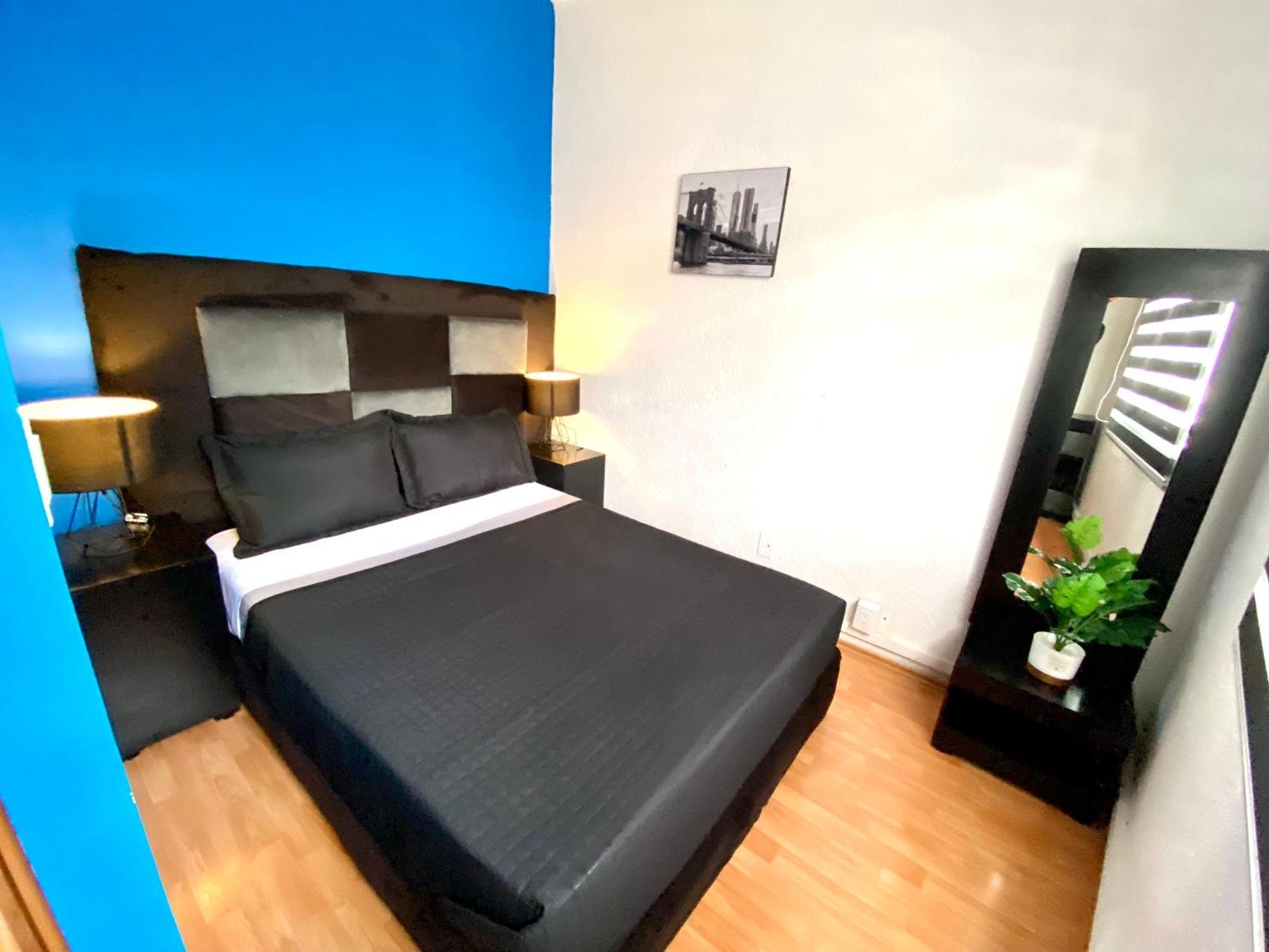 Roomies Hostel - World Trade Center مدينة مكسيكو المظهر الخارجي الصورة