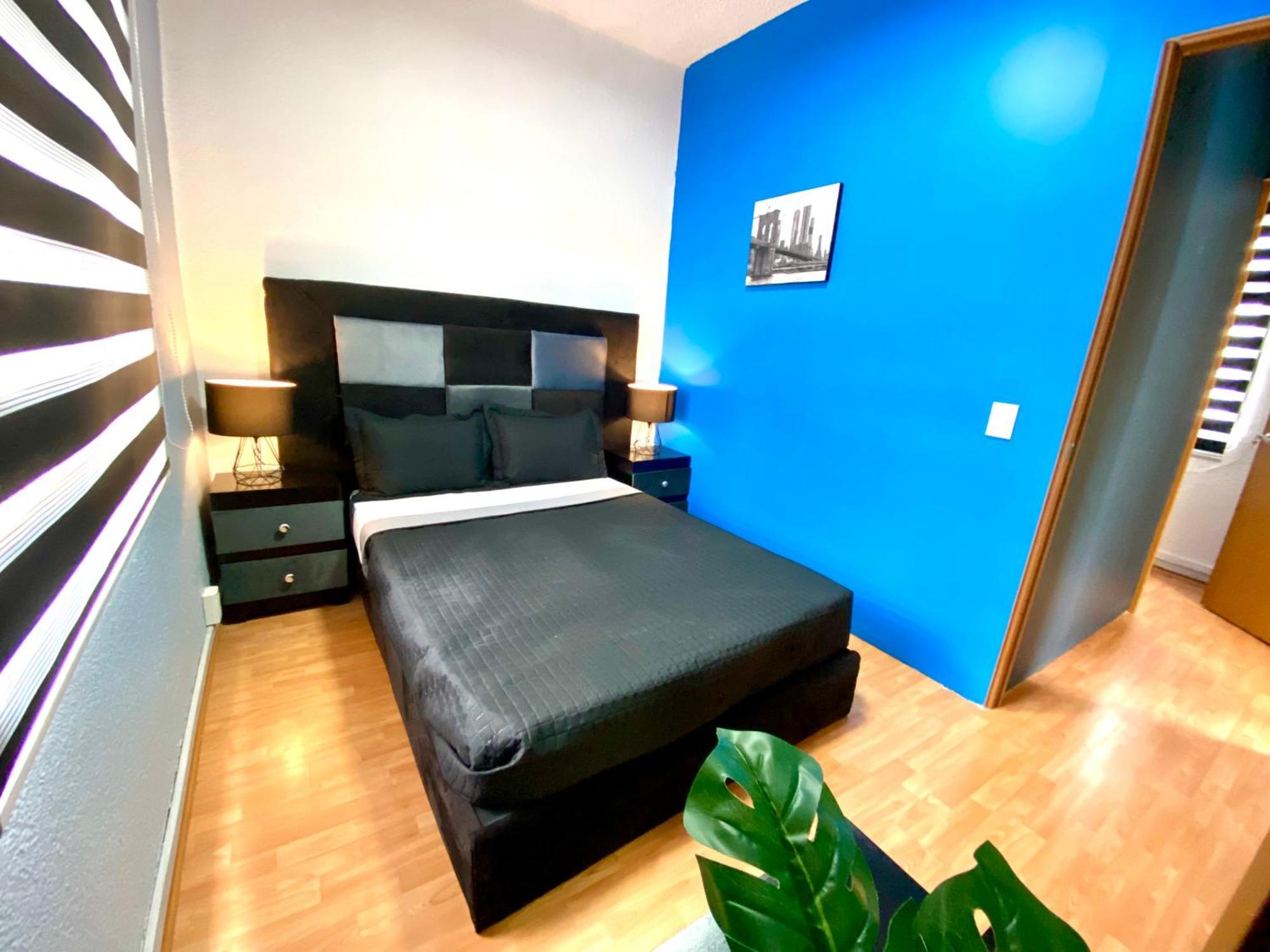 Roomies Hostel - World Trade Center مدينة مكسيكو المظهر الخارجي الصورة