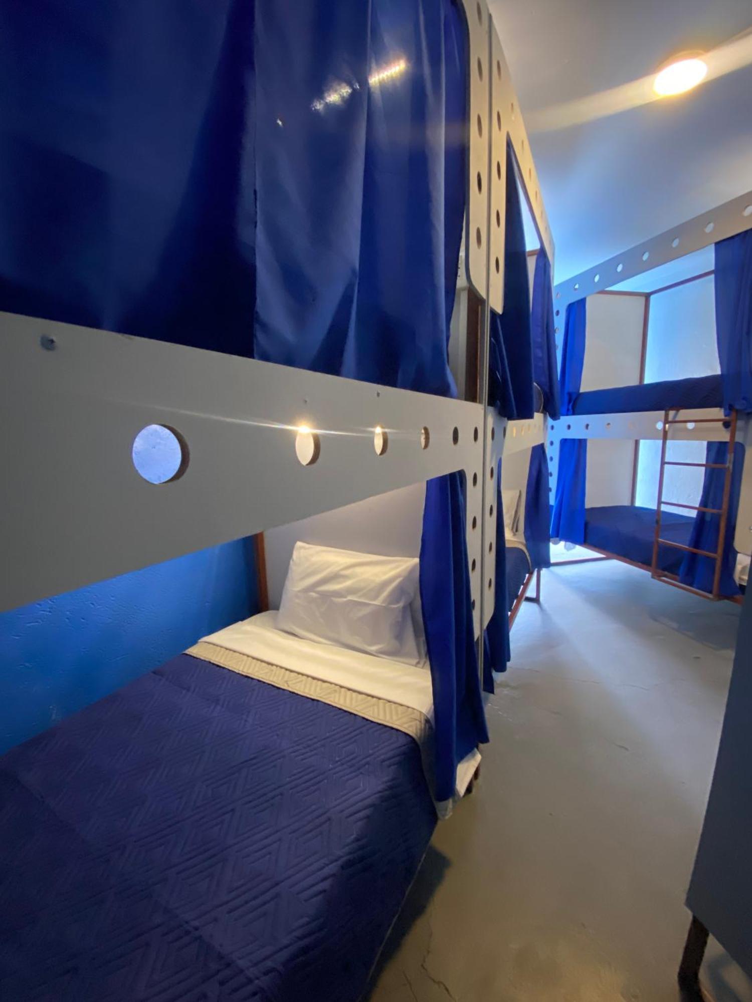 Roomies Hostel - World Trade Center مدينة مكسيكو المظهر الخارجي الصورة